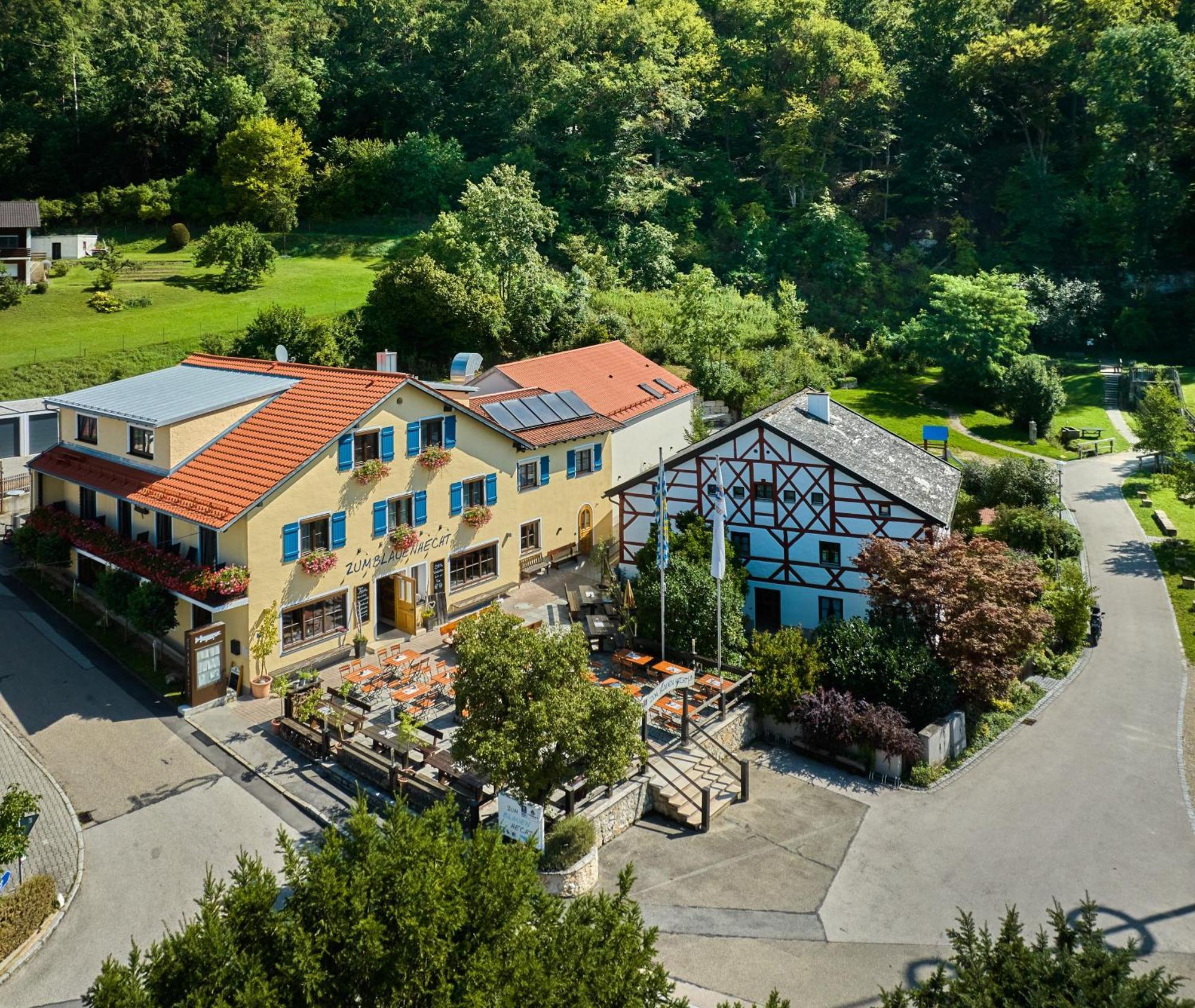 Hotel Zum Blauen Hecht Kipfenberg Esterno foto
